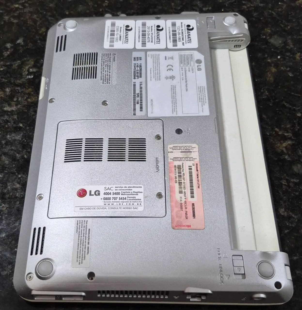 Vendo notebook com defeito para uso de peças ou conserto  - Foto 5