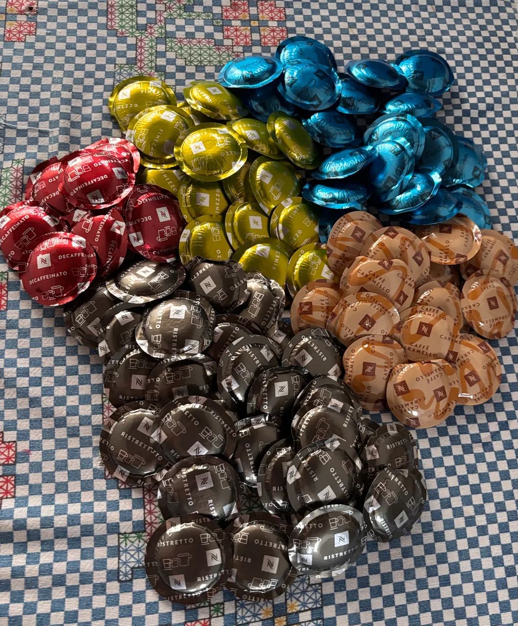 Vendo 93 cápsulas  de café Nespresso 