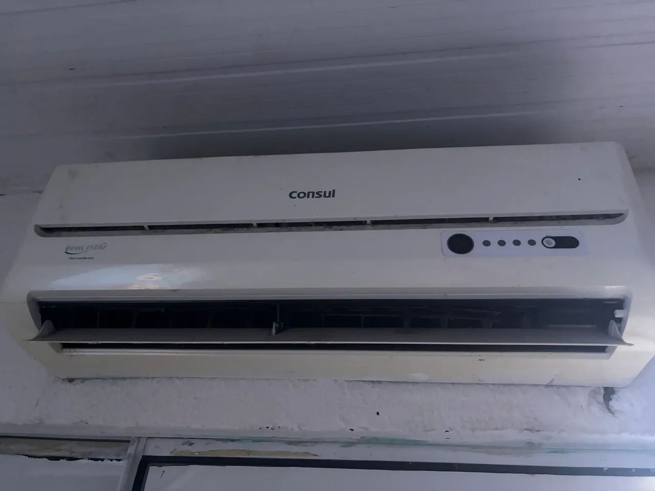 Ar condicionado cônsul