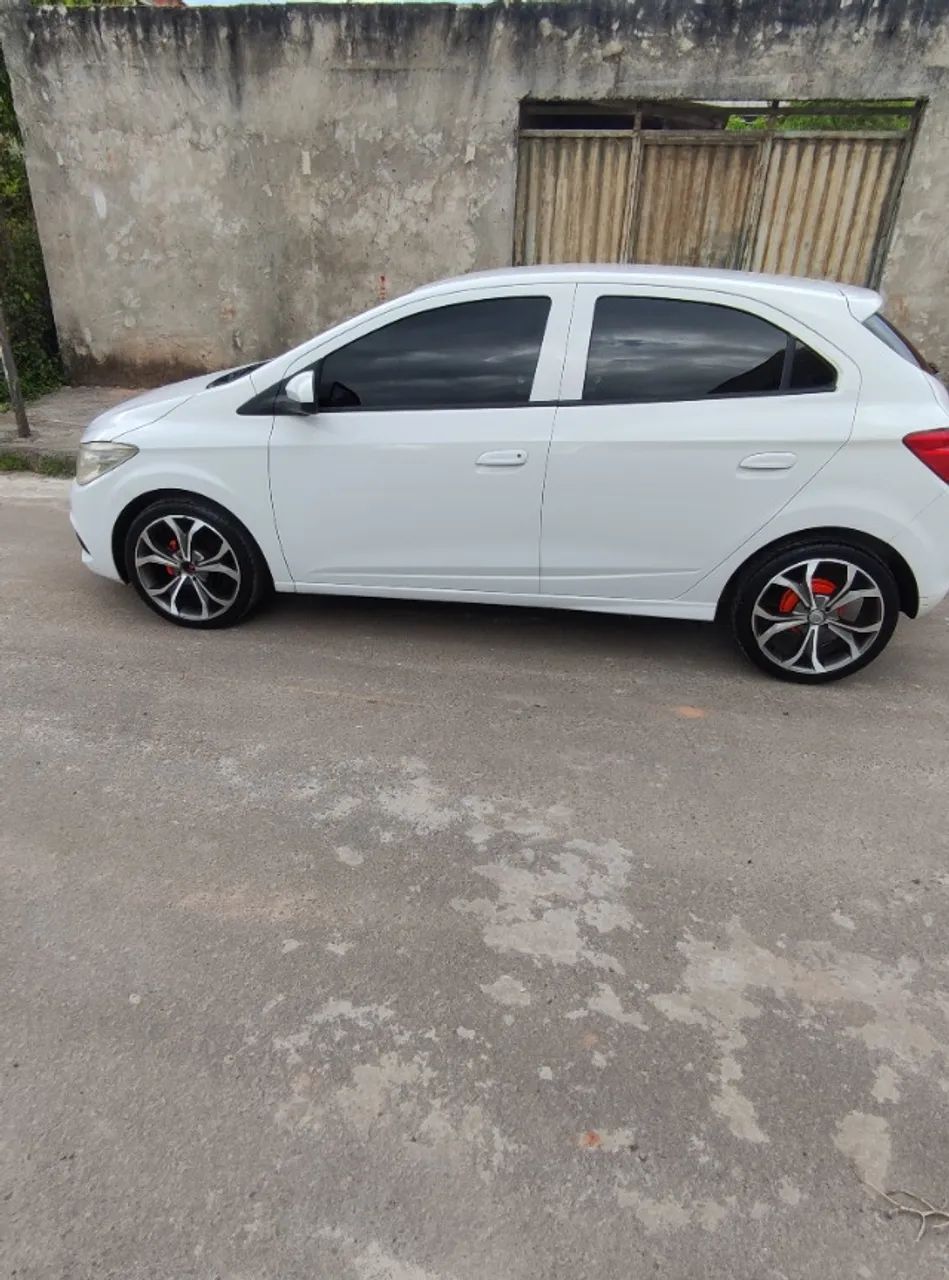 Chevrolet Onix ONIX HATCH Joy 1.0 8V Flex 5p Mec. 2017