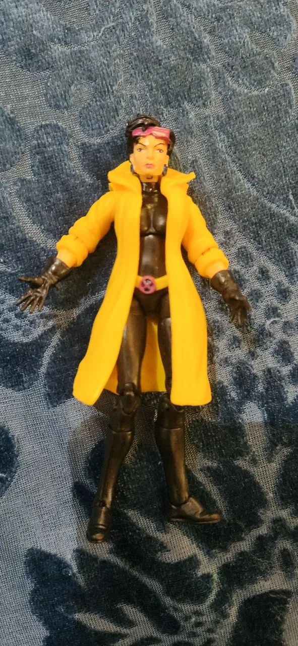 Jubileu (Jubilee) X-Men Marvel Universe de 11 cm 3.75 polegadas