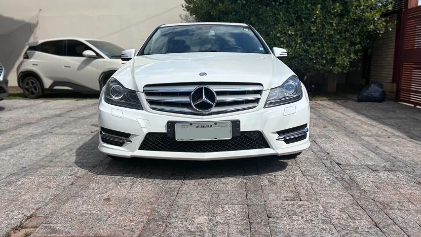 Mercedes-Benz C-200 C-200 CGI Sport 1.8 TB 16V 184cv Aut. 2014