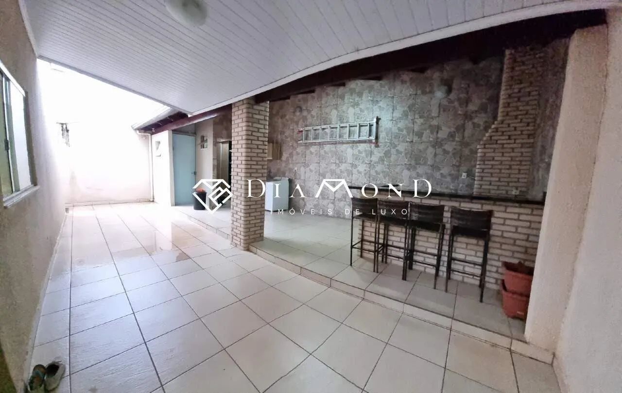 Casa Ampla e Confortável  Pronta para Morar!