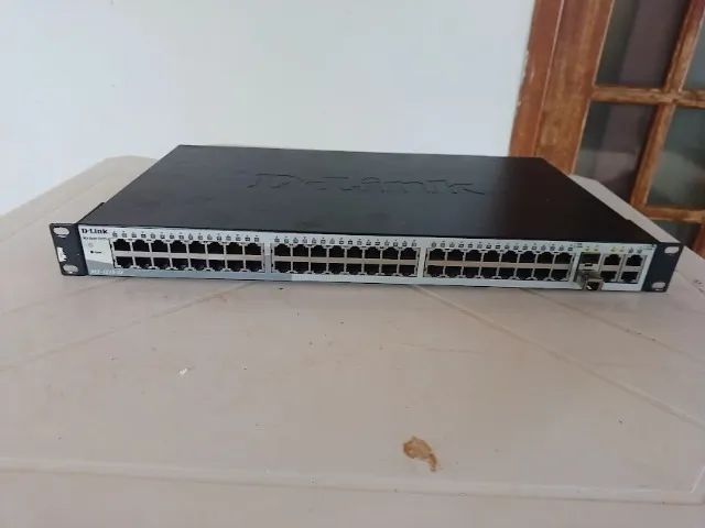 Switch D-link - DES1210-52