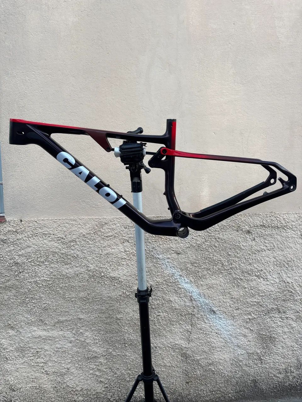 Quadro Caloi FULL Elite Rancing Carbon FS - Foto 3