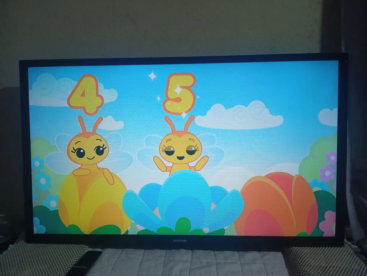 Vendo TV 32 polegada 