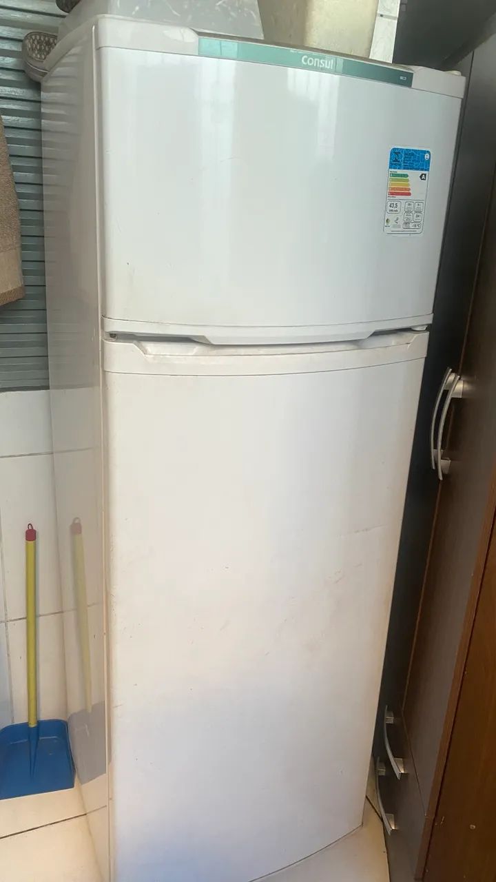 Geladeira com defeito  - Foto 4
