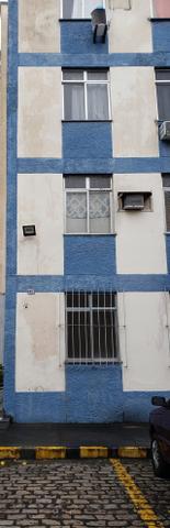 Apartamento no bairro Irajá, 2 quartos - Foto 2