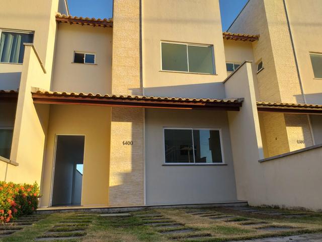 Linda casa em condomínio com ótima localização