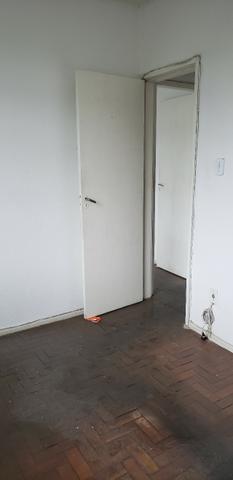 Apartamento no bairro Irajá, 2 quartos - Foto 5