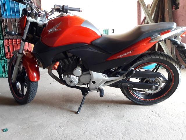 Vendo CB 300 2011 em dias - Foto 4