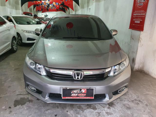 Honda Civic 2013 1 mil de entrada Aércio Veículos gtc