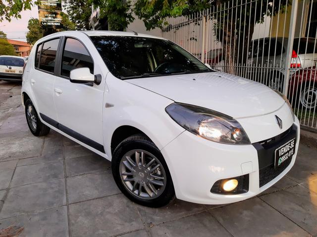 Sandero Privilegie 1.6 automático 14!! ótimo estado Ac trca! - Foto 2