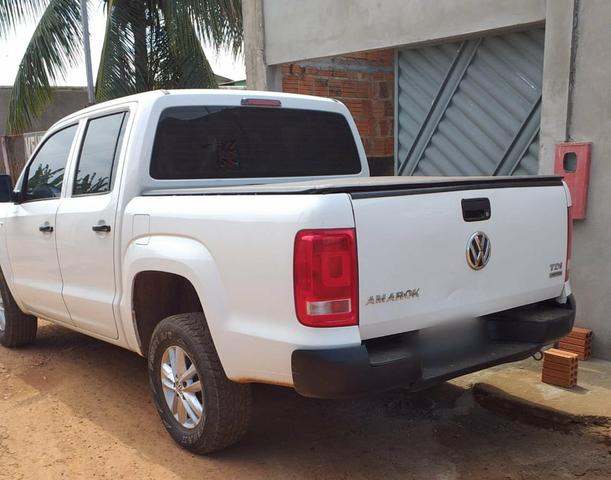 Vendo amarok ou troco por carro de passeio com volta pra mim - Foto 2