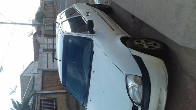 Carro fiesta