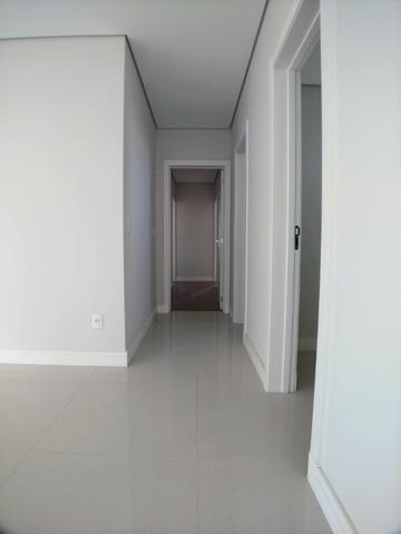 Apartamento no Centro em Itajaí. 3 Suítes, 147M², 2 Vagas de Garagem - Foto 7