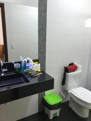 Lindissima! 3 Suítes, piscina e churrasqueira na melhor rua da Vicente Pires! - Foto 17
