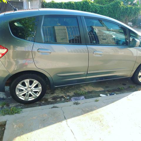 Fit Honda Baixo Km Modelo lx Automatico carro Lindo completo ano 2013 - Foto 2