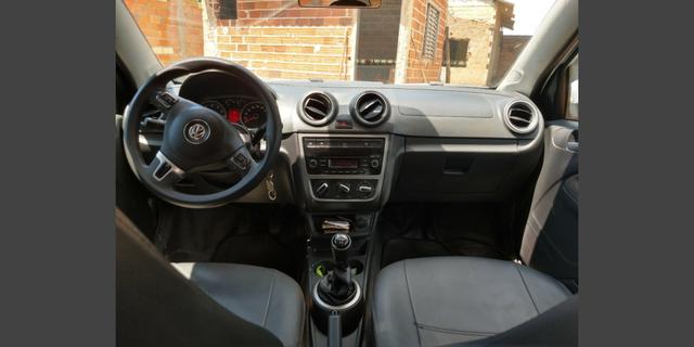 Voyage barato carro ,único dono novo muito bom pra Uber - Foto 6