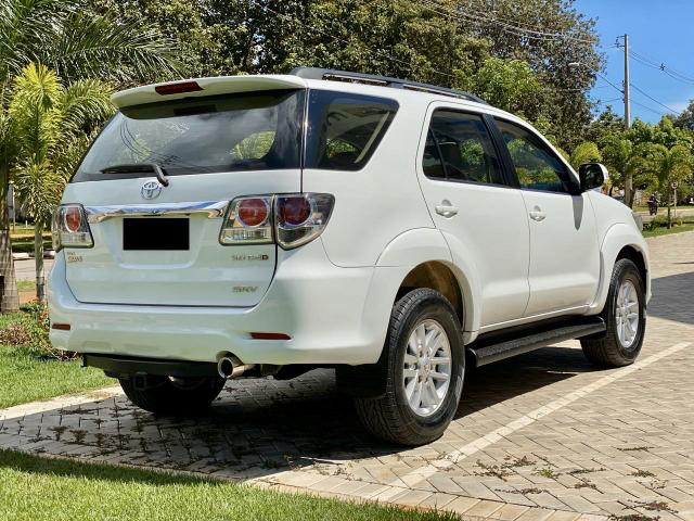 Toyota Hilux Sw4 - Srv 3.0 4x4 - 7 lugares - 2013/2014- muito conservada - Foto 6
