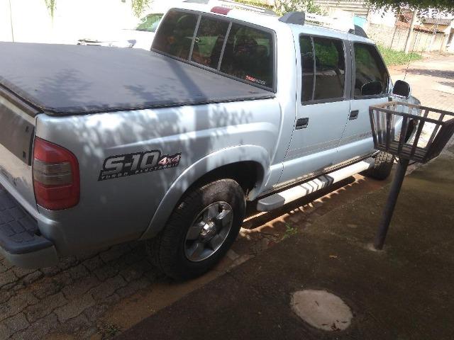 Pick-up S10 Executiva 2.8 4x4 turbo completa 2011 cabine dupla prata - Foto 4