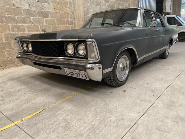 Ford Galaxie Landau V8