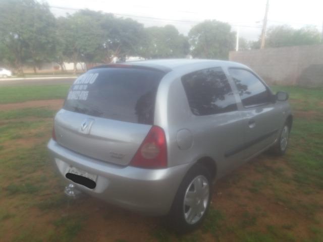 Veiculo Renault Clio 1.0 16v ano 2010 - Foto 3