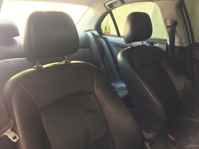 Mitsubishi Lancer - Foto 5