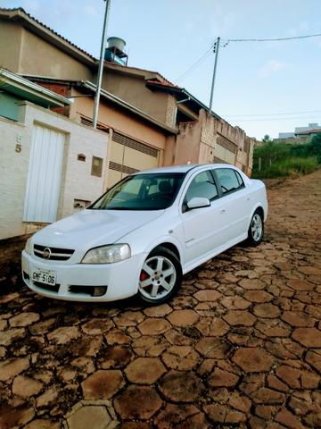 Carro - Foto 2