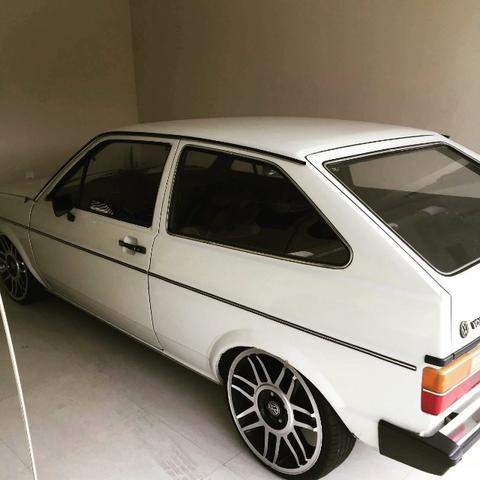 Gol Bx 1982 com rodas aro 17, suspensao fixa legalizada - Foto 2