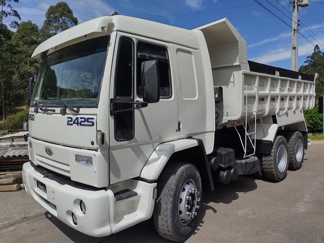 CARGO 2425 6X4 TRAÇADO!!