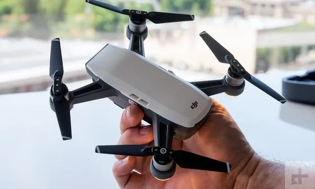 Drone spark super novo nunca caiu 
