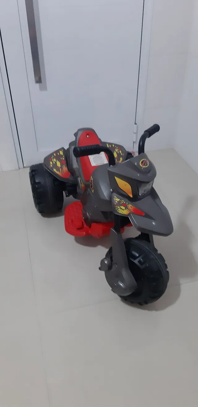 Mini Moto Eletrica Infantil Xt3 com Cambio 2 Marchas Recarregável  Bandeirante