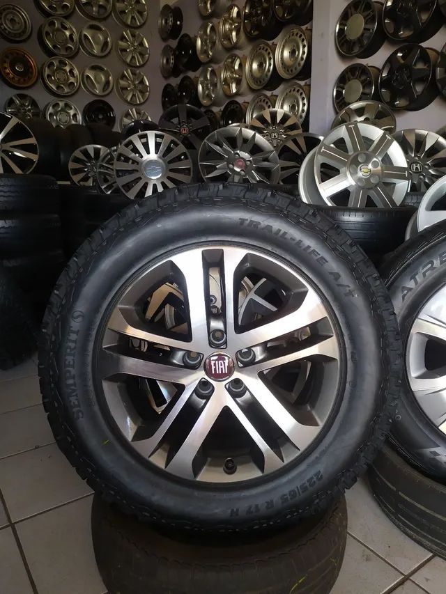 Rodas aro 17 Fiat Toro com pneus - Foto 2