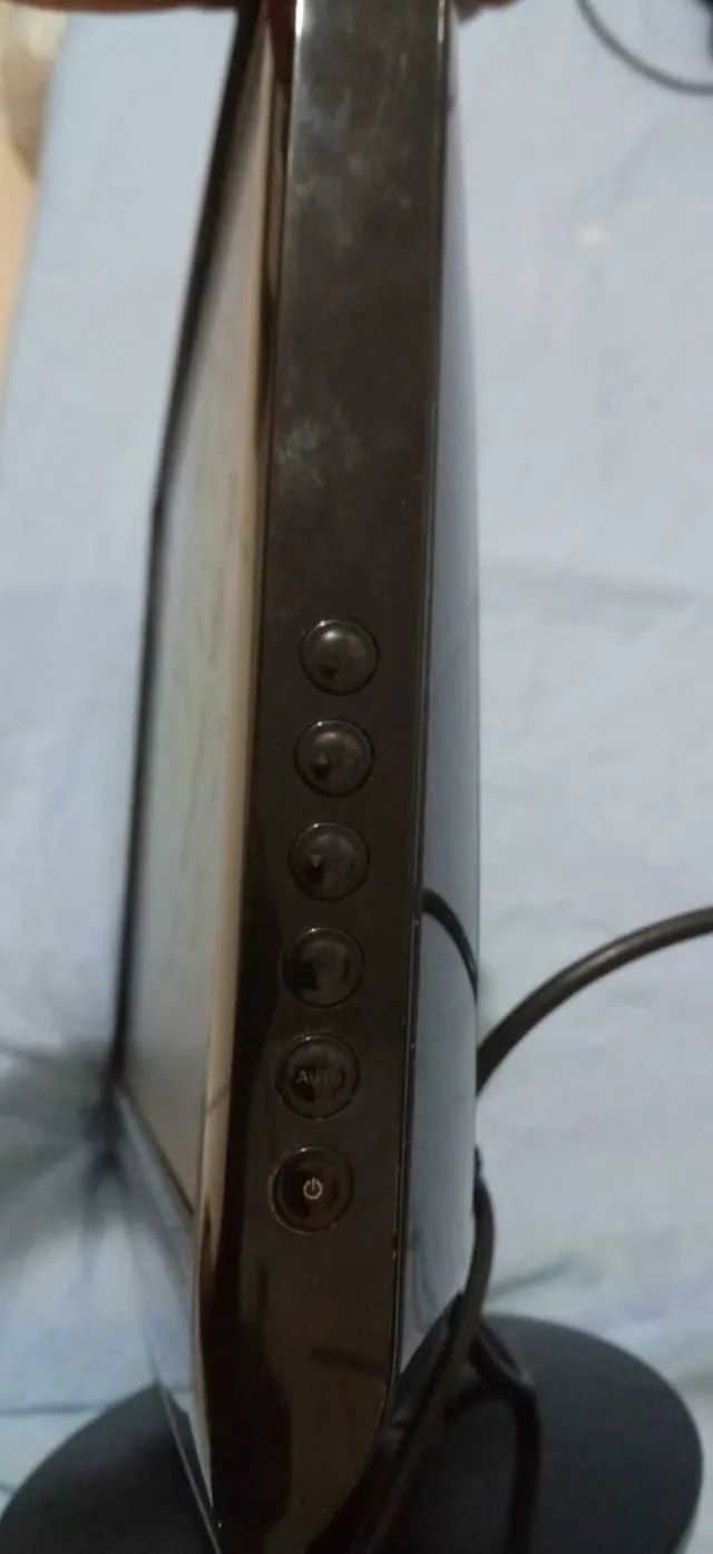 Monitor LCD Samsung - Foto 3