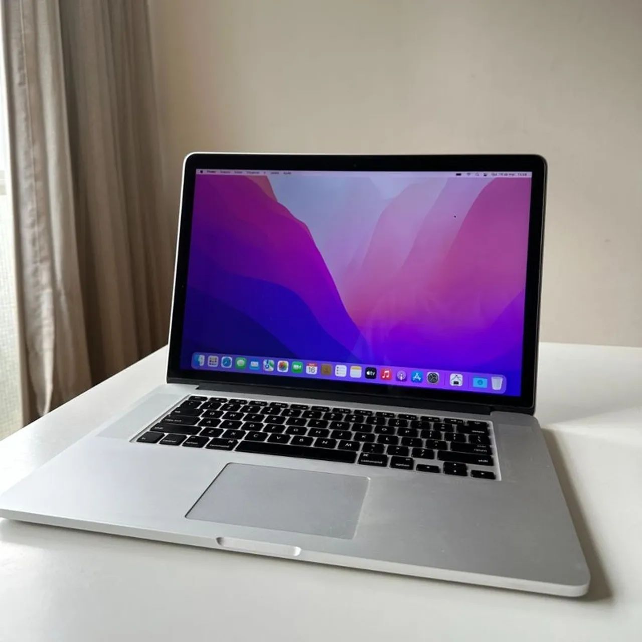 MacBook Pro i7 15 mid 2015 - 16gb ram - bateria nova