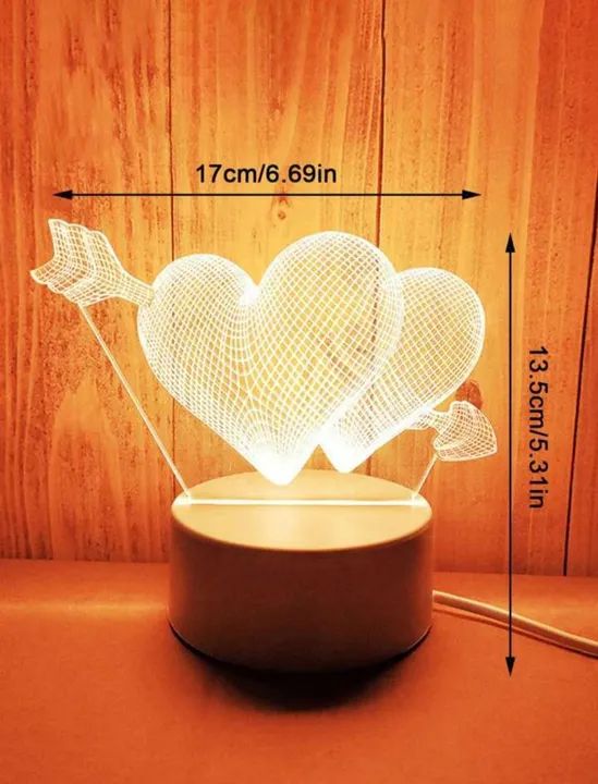 Luminária de Mesa Coração com Flecha 3D - Iluminação Romântica - Foto 4