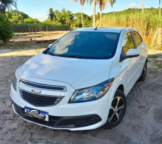 CHEVROLET ONIX 2015 Usados e Novos