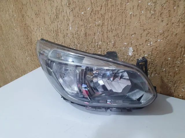 Farol direito Spin 12/18  - Foto 2