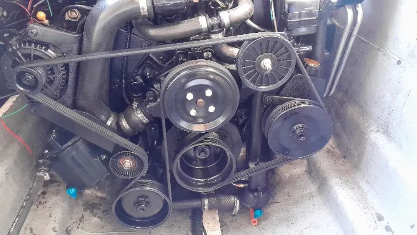 Evolve 265 CAB, Lancha LINDA, Bem Cuidada, Nova Pintura, Um Dono Só - Foto 13