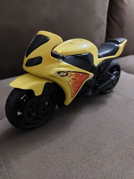 Moto Super Esportiva de Brinquedo + helicóptero Infantil - Foto 2