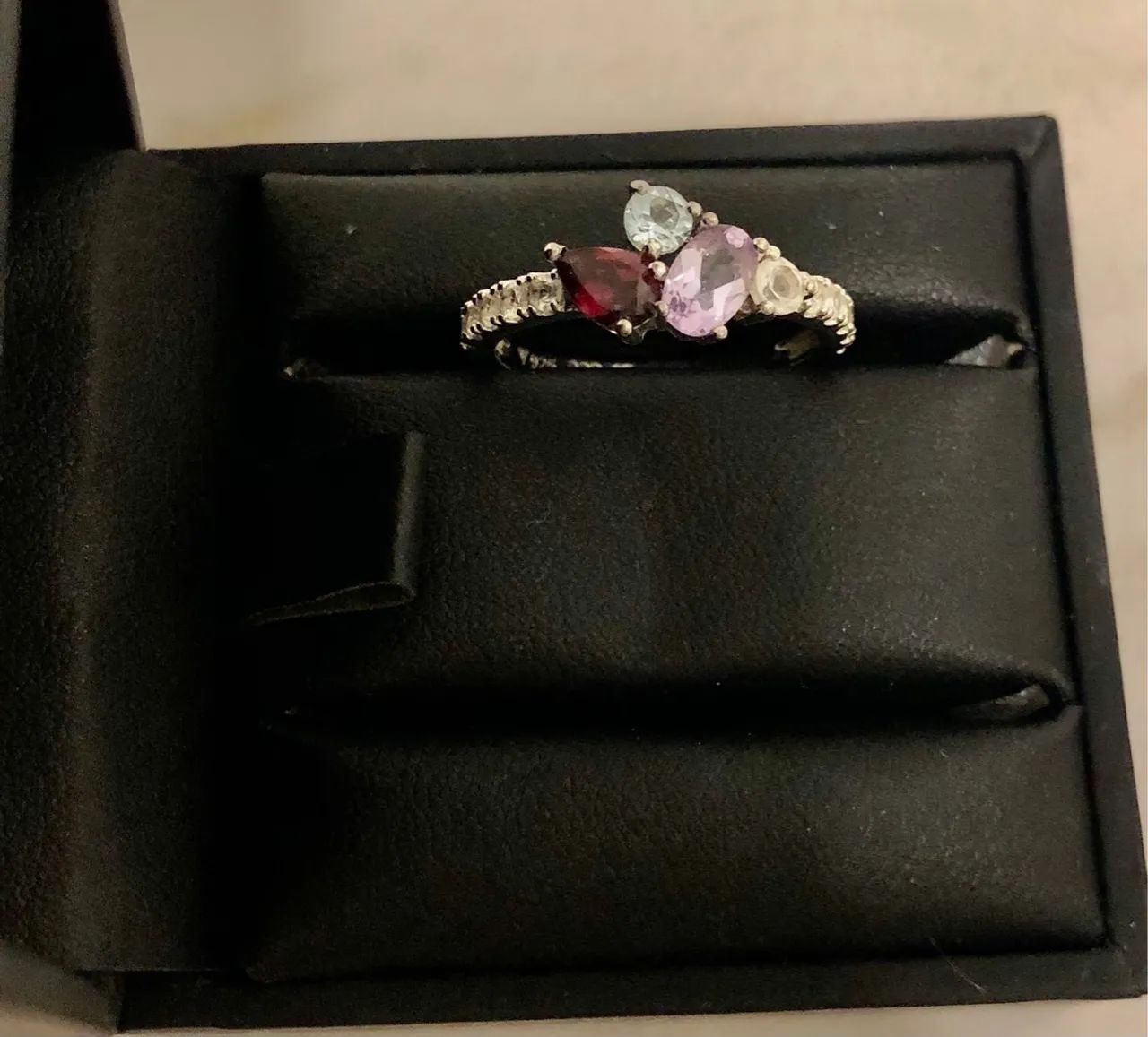 Vendo anel Life Vivara novo!