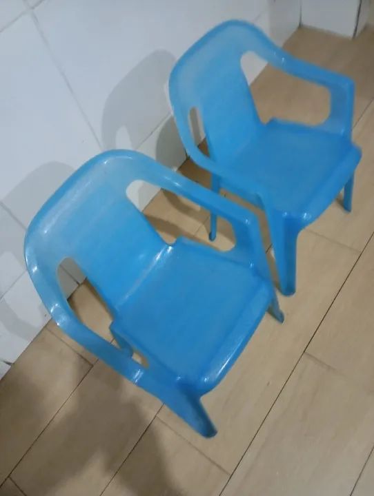 2 Cadeiras Mini Poltronas Infantil - Usadas - Foto 5