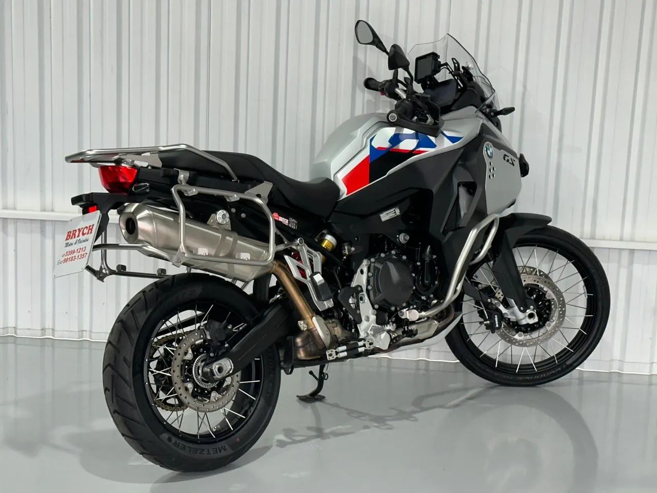 F 900 GS ADVENTURE PLUS ABS CINZA 2024/2025 - Foto 10