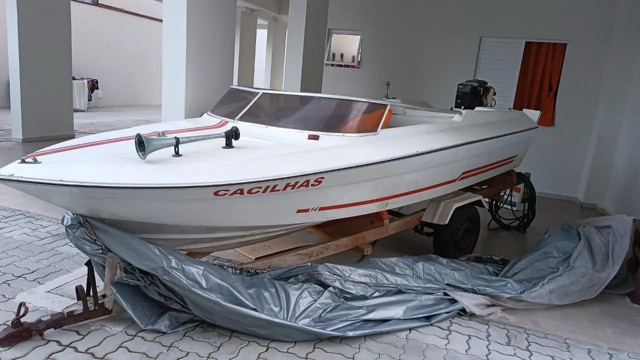 Lancha Cabrasmar Apenas R$ 10.900