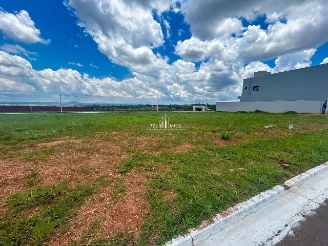 Lote Solaris Laguna, Lote com 275,33m² - Entrada R$ 20.649,76 pegamos moto ou carro na ent