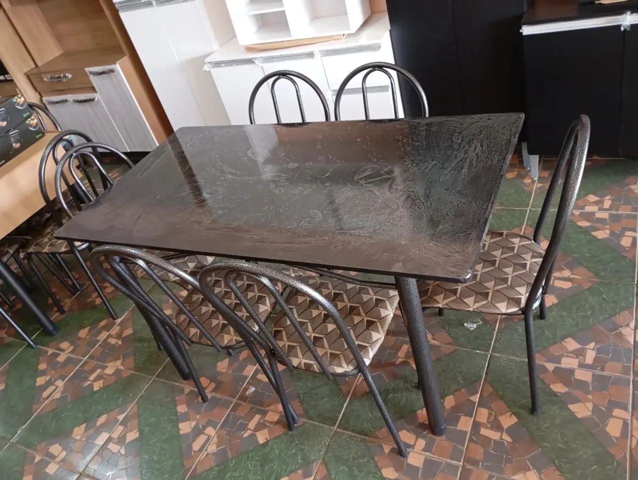 Mesa com 6 cadeiras. Parcelo no cartão e entrego em Anápolis. - Foto 4