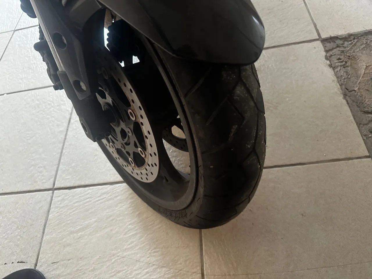 Suzuki GSR 750- Impecável! Aceito troca por carro - Foto 5