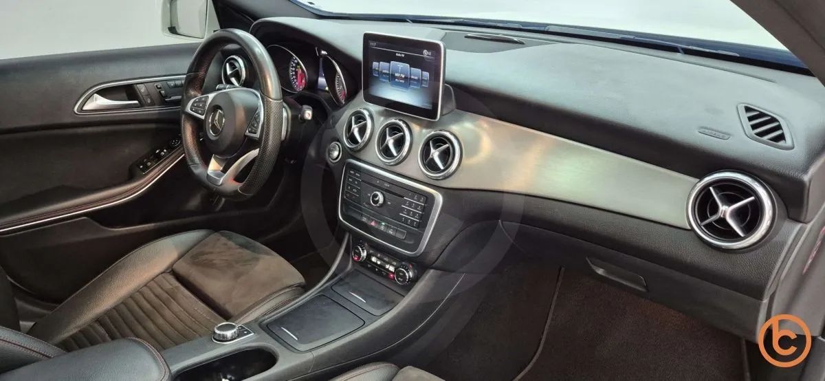 MERCEDES-BENZ GLA 250 - Foto 3