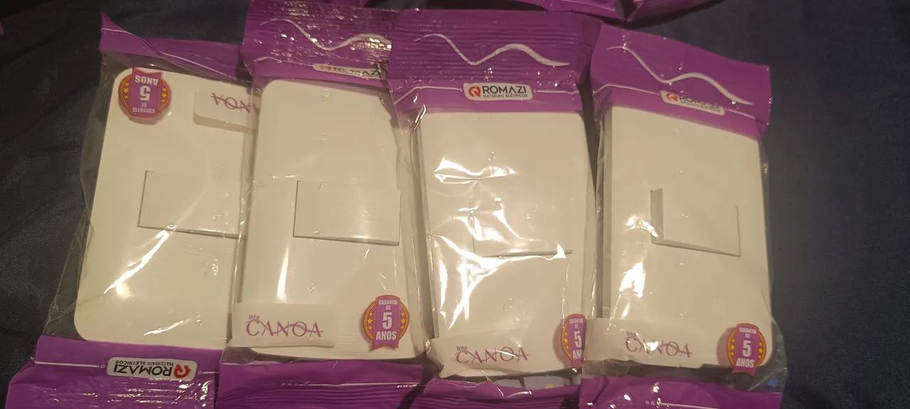 Kit 4 Interruptores Simples64840843642113120